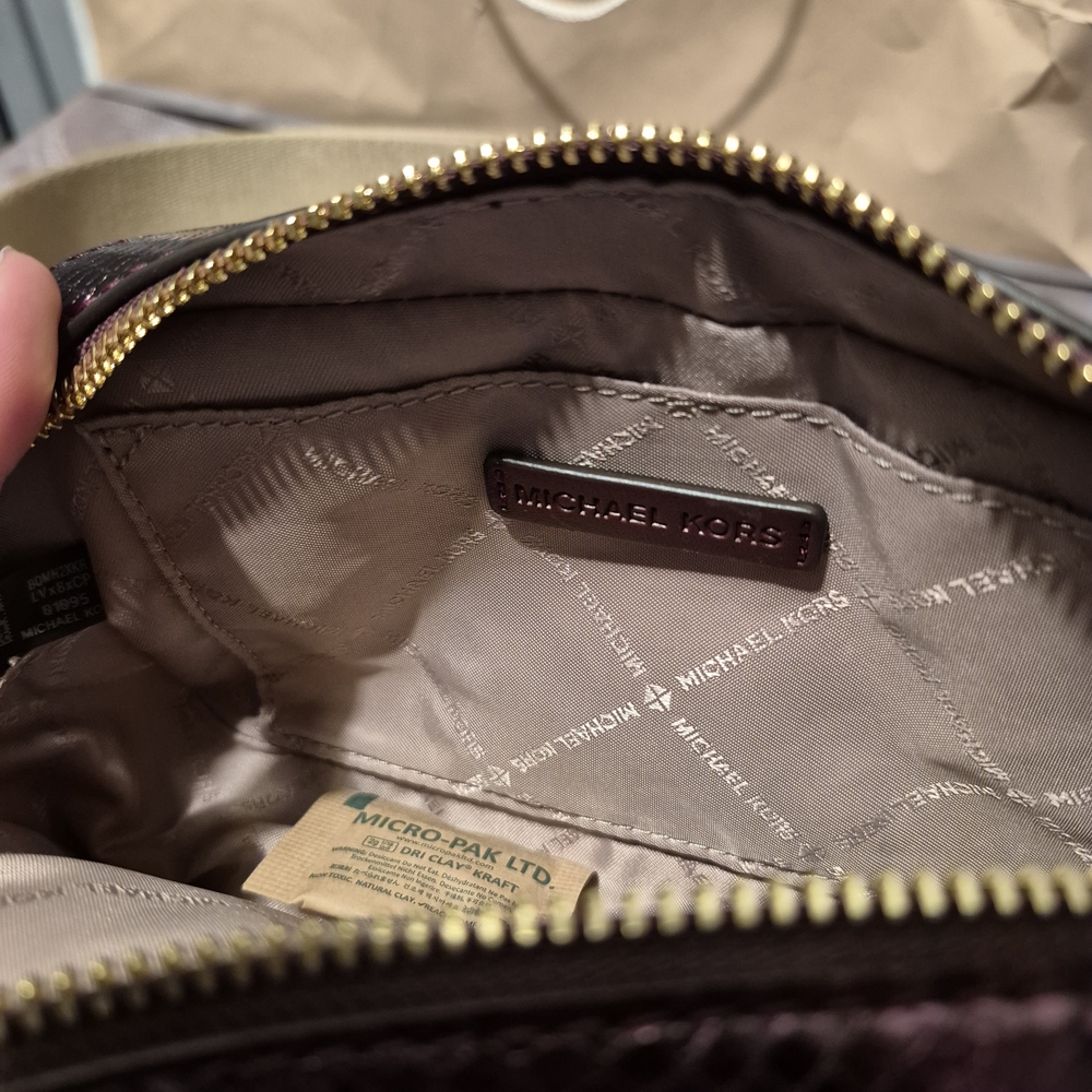 Michael Kors 2in1 Metallic Brown Camera Crossbody Bag - Picture 6 of 7